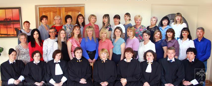 Поздравление главы городского округа О. А. Бондарева со 100-летним юбилеем Партизанского городского суда Поздравление главы городского округа О. А. Бондарева со 100-летним юбилеем Партизанского городского суда